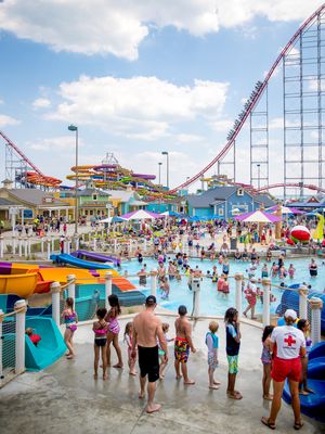 Image post by @cedarpoint on Instagram