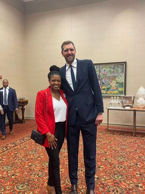Image post by @SMUWBB on Twitter