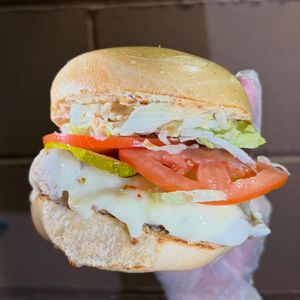 Image post by @bagelstreetdeli on Instagram