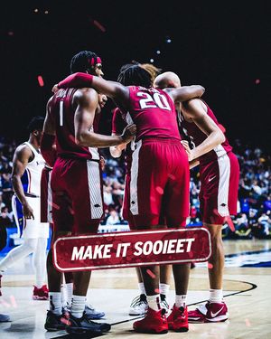 Image post by @razorbackmbb on Instagram