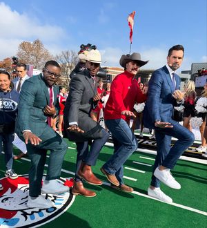 Image post by @mattleinartqb on Instagram