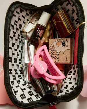 Image post by @benefitcosmetics on Instagram