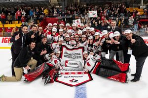 Image post by @hockeycanada on Instagram