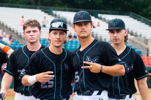 Image post by @hootsonfirst on Instagram