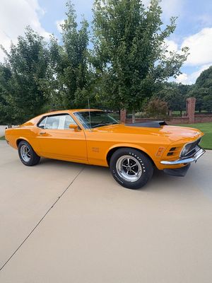Image post by @barrett_jackson on Instagram