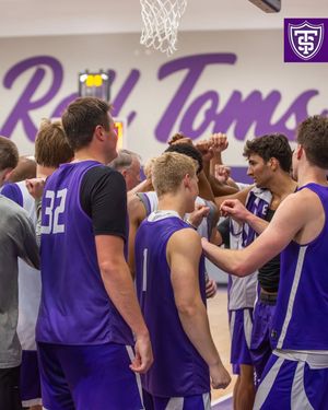 Image post by @tommiehoops on Instagram