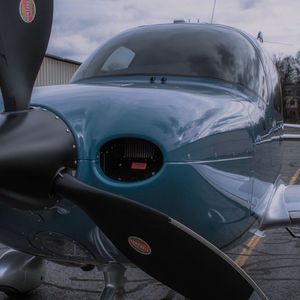 Image post by @p6aviation on Instagram
