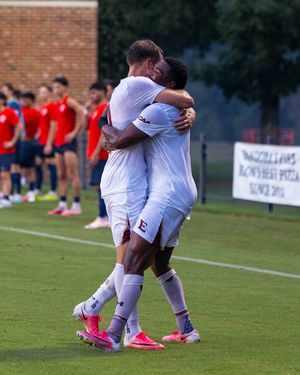 Image post by @elonmsoccer on Instagram