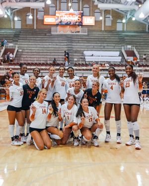 Image post by @texasvolleyball on Instagram