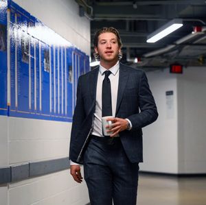 Image post by @StLouisBlues on Twitter/X