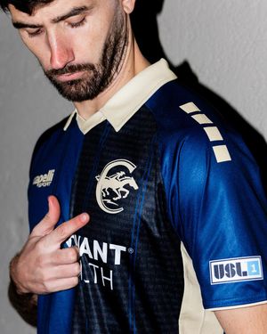 Image post by @lensbylaura on Instagram