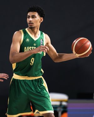 Image post by @basketballaus on Instagram