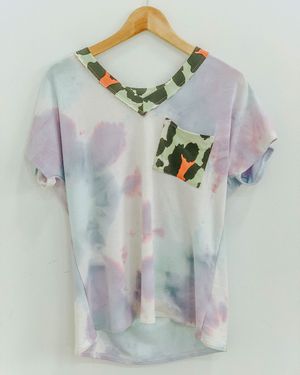 Image post by @shopfillyflair on Instagram