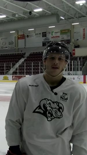 Video post by @TaurosHockey on Facebook