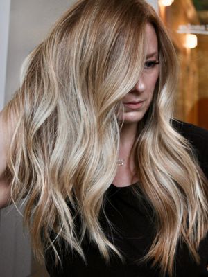Image post by @dangerjonesbalayage on Instagram