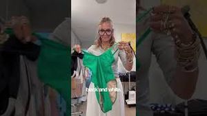 Video post by @shop.with.caroline on YouTube