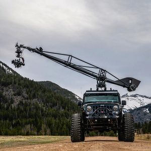 Image post by @motocrane_team on Instagram