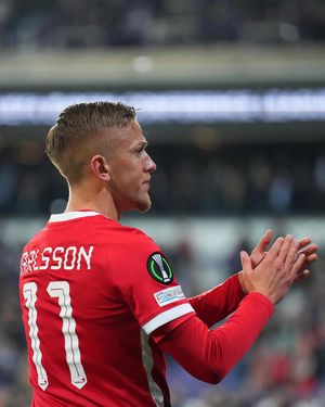 Image post by @azalkmaar on Instagram