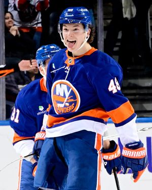 Image post by @nyislanders on Instagram