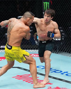 Image post by @lfafighting on Instagram