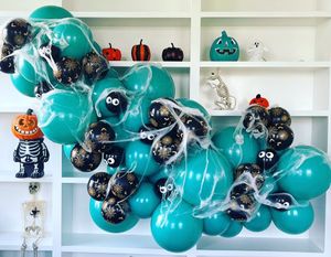 Image post by @balloons_by_victoria_dz on Instagram