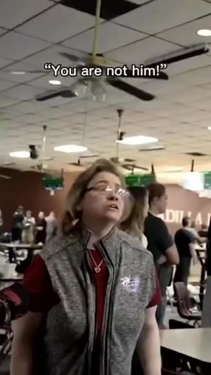 Video post by @carolinamudcats on TikTok