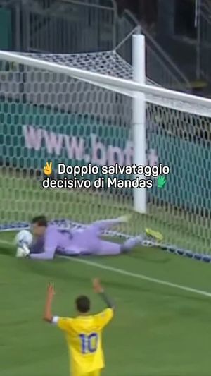Video post by @dazn_it on Instagram