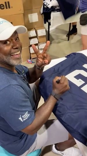 Video post by @emmittsmith22 on Instagram