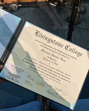 Image post by @sn33kclips on Instagram