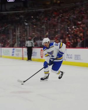 Video post by @StLouisBlues on Twitter