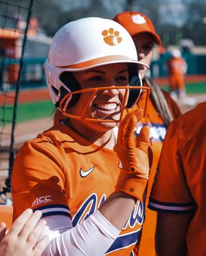 Image post by @clemsonsoftball on Instagram