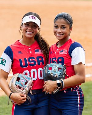 Image post by @usasoftball on Instagram