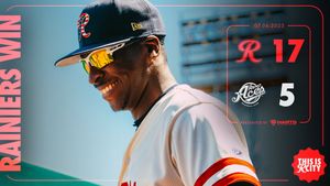 Image post by @RainiersLand on Twitter