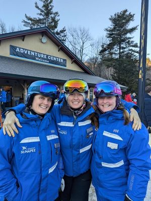 Image post by @mountsunapeeresort on Facebook