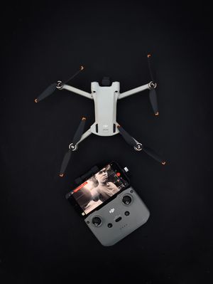Image post by @conradomoonmaker on Instagram
