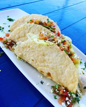 Image post by @eatcoyotas on Instagram