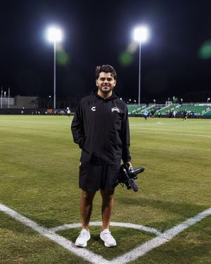 Image post by @santixshots on Instagram