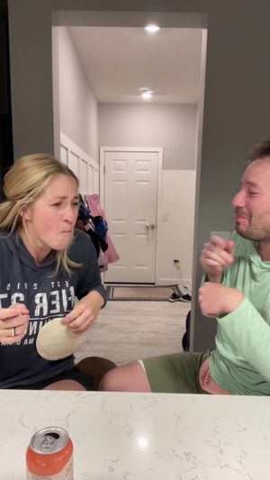 Video post by @momchats on TikTok