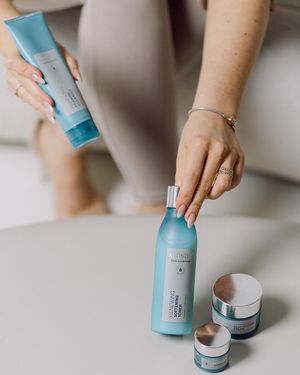 Image post by @amway on Instagram