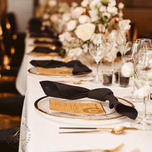 Image post by @lesliemarieevents on Instagram