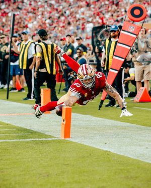 Image post by @49ersesp on Instagram