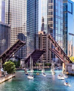 Image post by @chicago.explore on Instagram