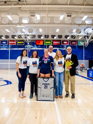 Image post by @ithacavolleyball on Instagram