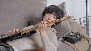 Video post by @weareoneexo on YouTube