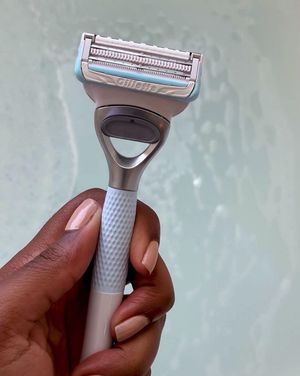 Image post by @gillettevenus on Instagram