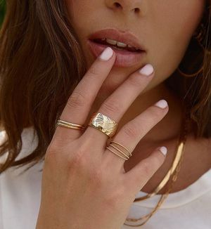 Image post by @juliaszendreijewelry on Instagram