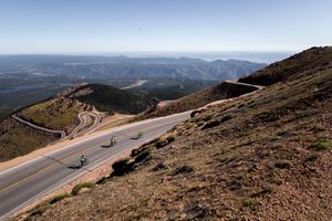 Image post by @visitpikespeak on Instagram