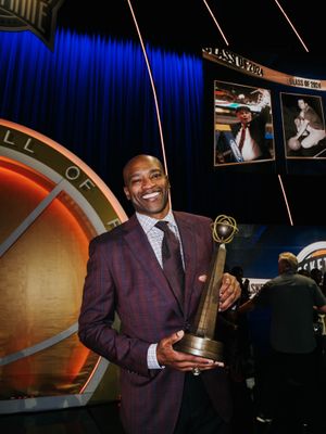 Image post by @hoophall on Instagram