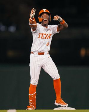 Image post by @texasbaseball on Instagram