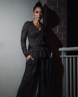 Image post by @angelarye on Instagram